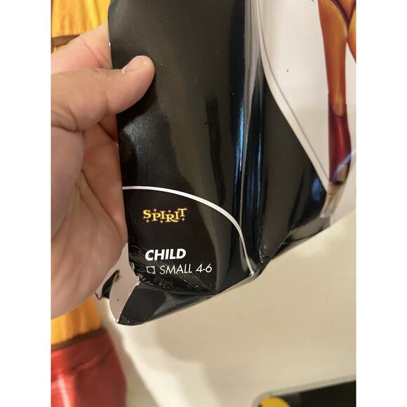 Spirit Halloween FNAF GlamRock Freddy Costume Child Small 4-6 - Picture 11 of 11